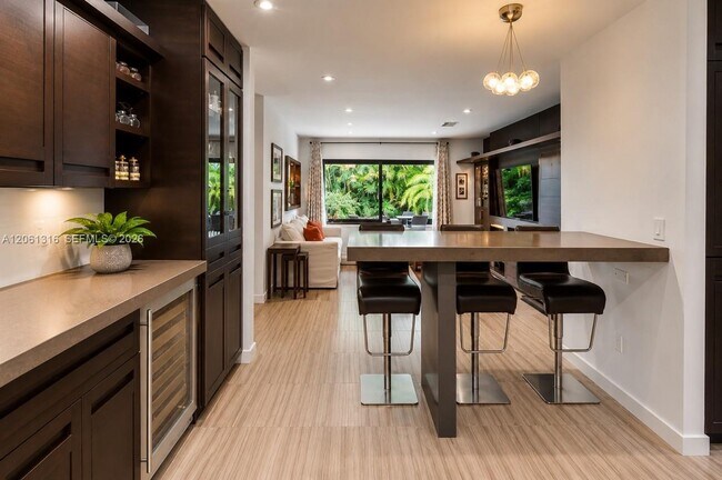 Photo - 560 Sabal Palm Rd