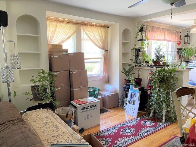 Photo - 42 Hamilton Rd Unit Left