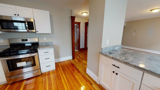 Photo - 65 Sterling St Apartments Unit 67T