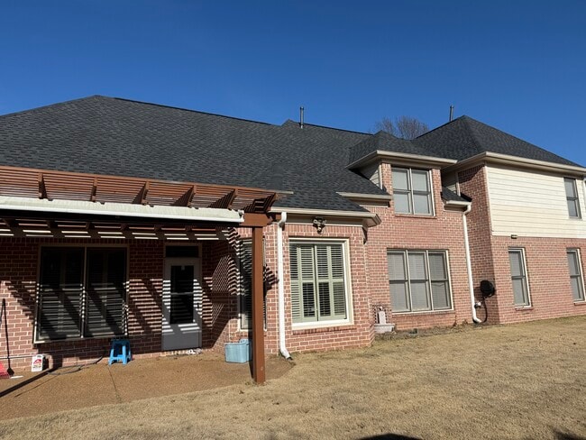 Photo - 481 Glenogle Ln