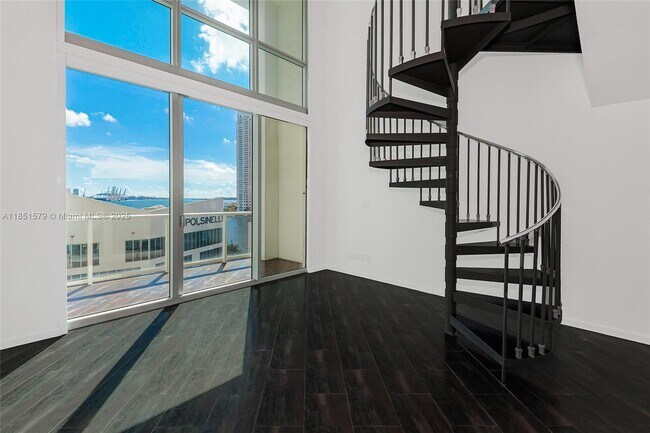 Photo - 300 S Biscayne Blvd Unit Loft 826