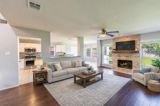 Photo - 9200 Warren Dr