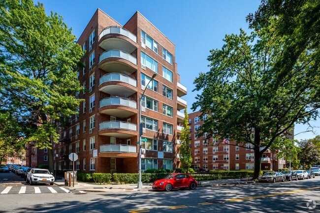 Photo - 9201 Shore Rd