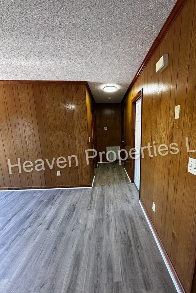 Photo - 301 Williamson St Unit B