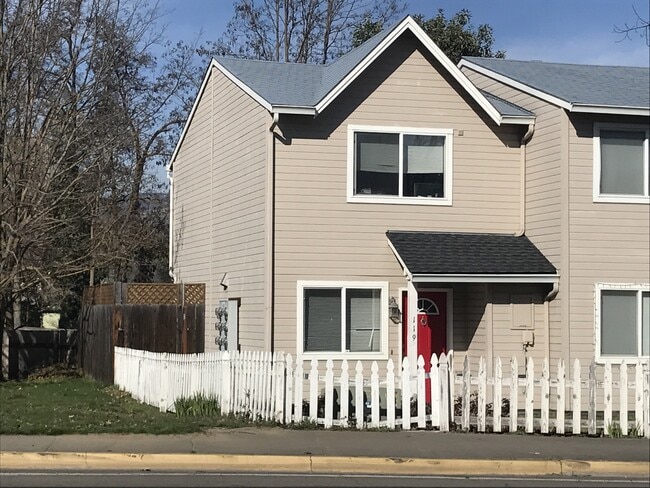 Photo - Two bedroom townhouse near Downtown!  Available Now