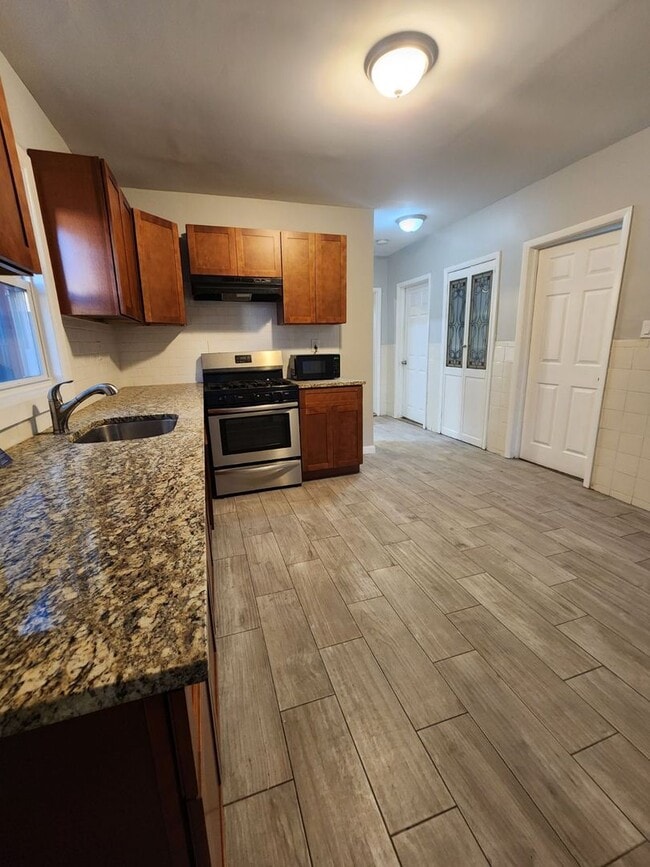 Building Photo - Joseph Gordon Unit 1st Fl