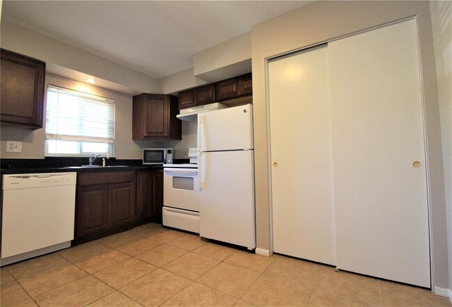 Photo - 2304 Ringling Blvd Unit 202