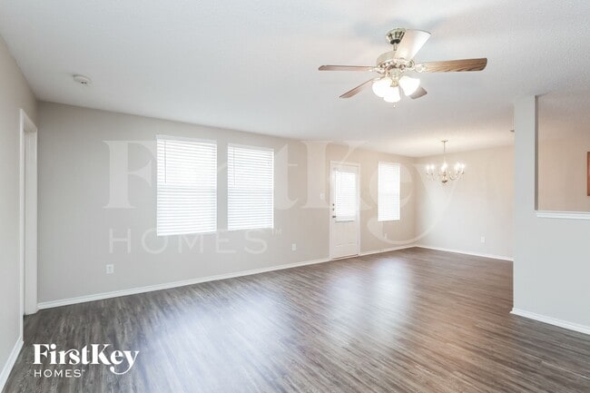 Photo - 3716 Mariner St