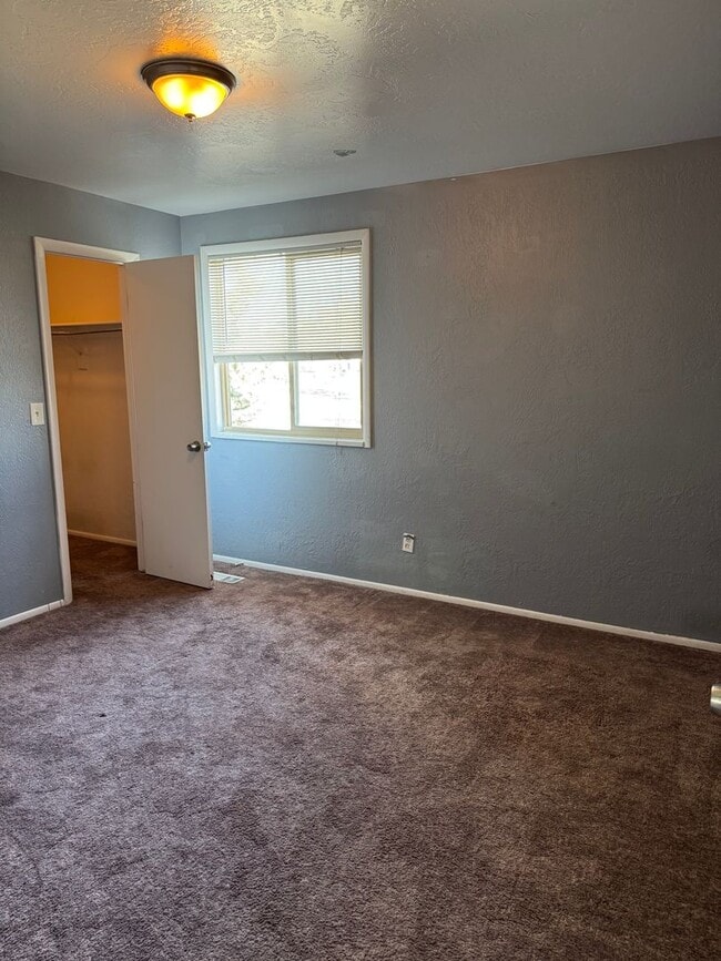 Photo - Beautiful 4-Bedroom, 2-Bath Home with Clas...