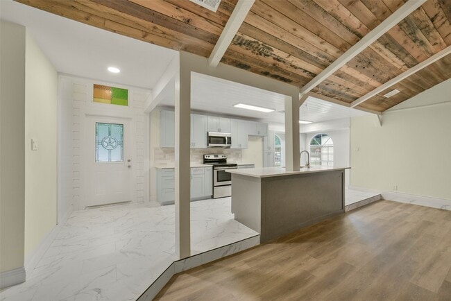 Photo - 23122 Whispering Willow Dr
