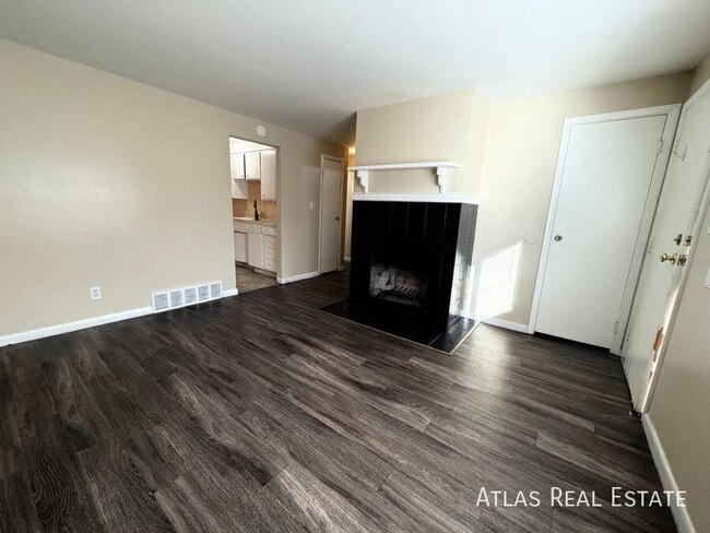 Photo - 4576 Everett Ct