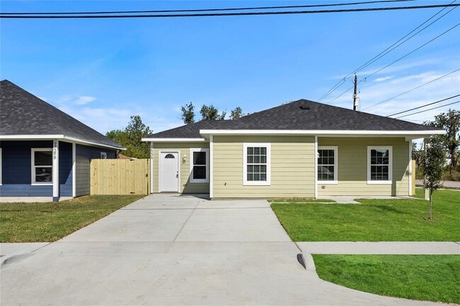 Photo - 3603 Fidelity St