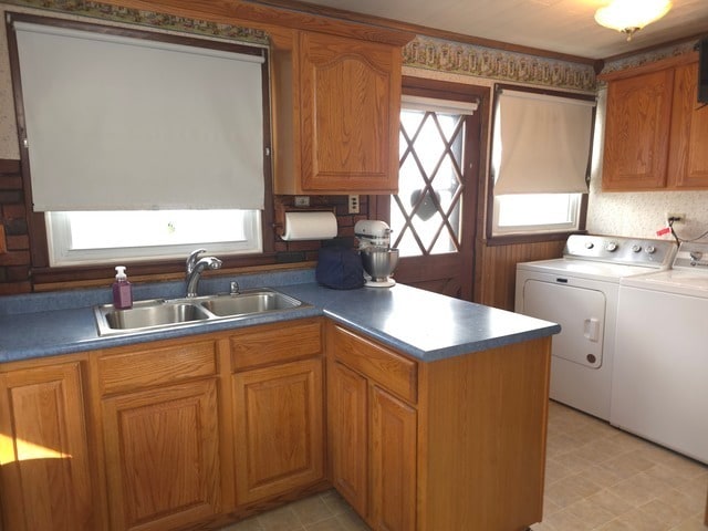 Photo - 17053 Lorenz Ave