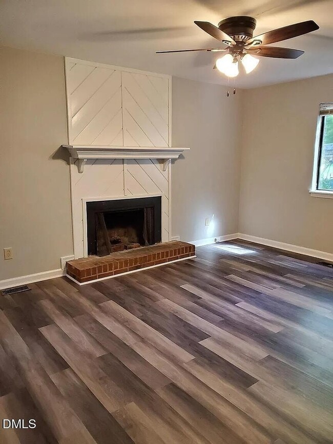 Photo - 102 Bramble Ct