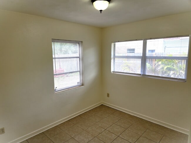 Photo - 130 E Avenue A Unit 130