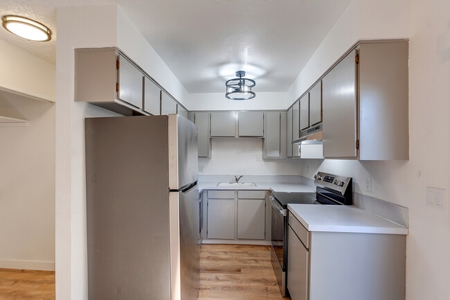 Photo - 202 Kennel Ave Townhome