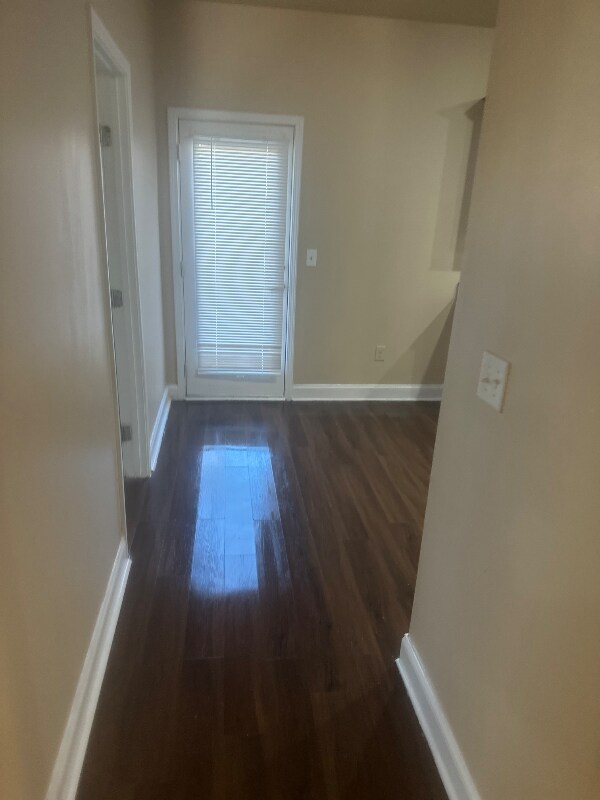 Photo - 1985 Boatswain Dr