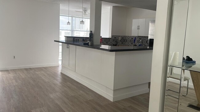 Photo - 17570 Atlantic Blvd Unit 514