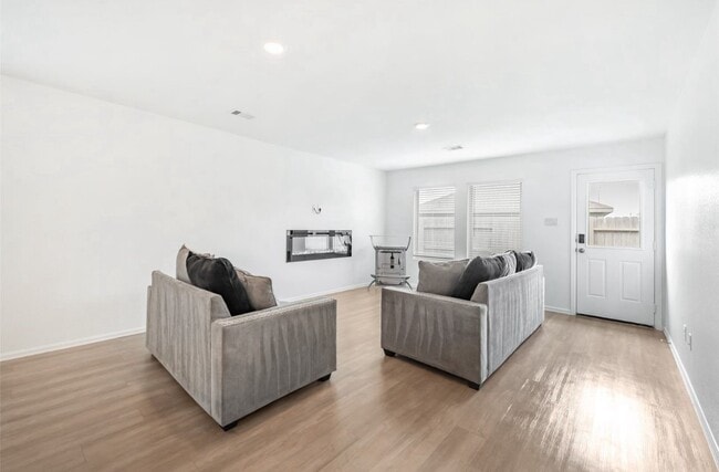 Photo - 26919 Wilderye Cv Ln