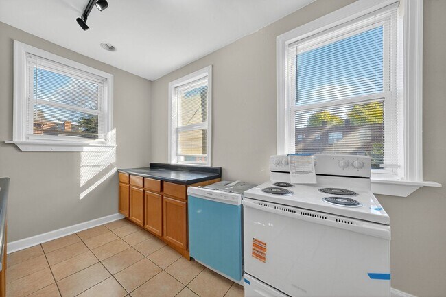 Photo - 4102 Nebraska Ave Unit 4102 Nebraska -1F