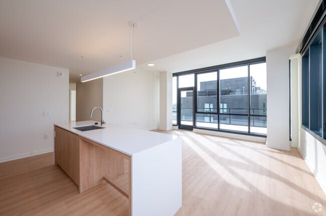 3BR, 3BA –