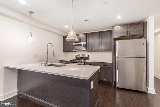 Photo - 2610 Braddock St Unit 1