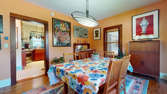 Photo - 402 N Titus Ave
