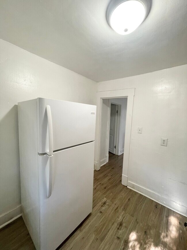 2 BEDROOM APT 1 BATH DUPLEX IN CHESAPEAK... House Rental in