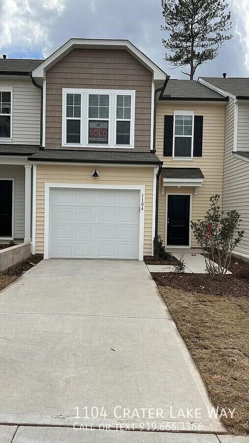 Photo - 1104 Crater Lake Way Townhome
