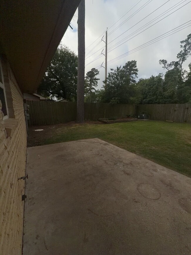 Photo - 16815 Methil Dr