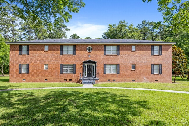 Brick Pointe Apartments - Alternate Photo