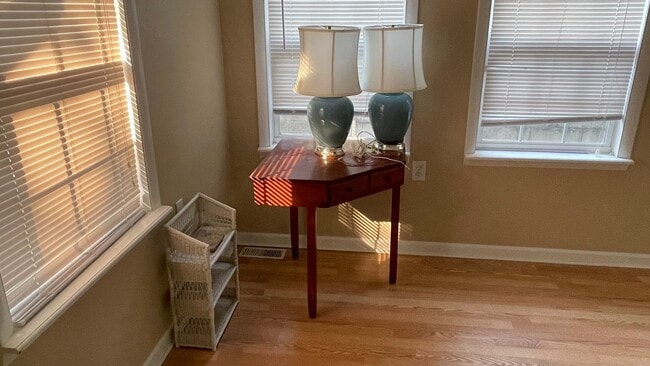 Photo - 336 Cupids Rd