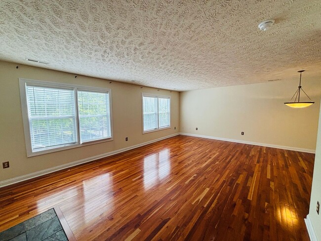 Photo - * RE-RENAL AVAILABLE ON 6/16/26 * 3 Bedroom 2.5 Half Bath Townhouse with 2 Car Garage