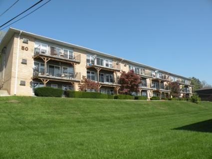 Crestwood Apartments - Crestwood Apartments