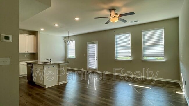 Photo - 219 Harrison St