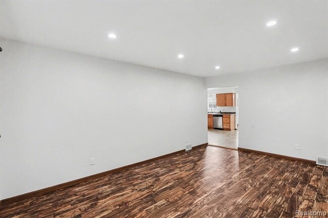 Photo - 12260 De Grove Dr