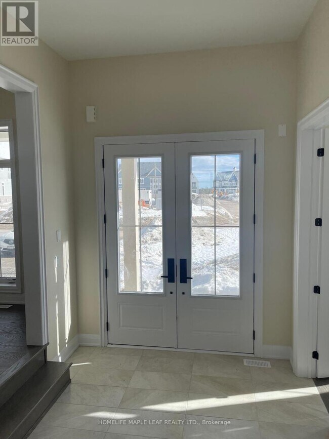 Photo - 28 Pearsall Pl