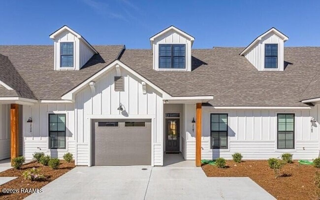 Photo - 606 Guillot Rd