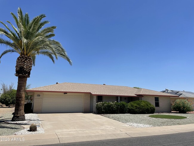 9504 W Hidden Valley Cir