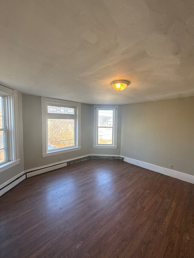 Photo - 76 Duke St Unit 3