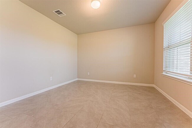 Photo - 29614 Juniper Ct