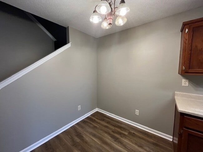 Photo - Renovated 3 Bedroom 3 Bath Townhome for Rent!