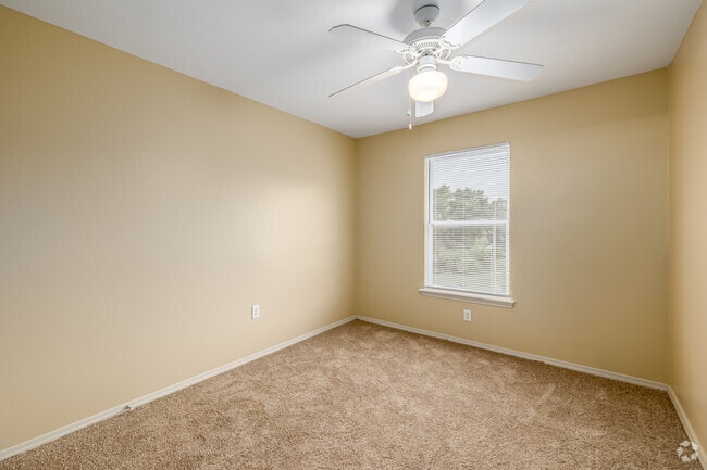 The Academic 2BR, 1BA - 860SF - Primary Bedroom