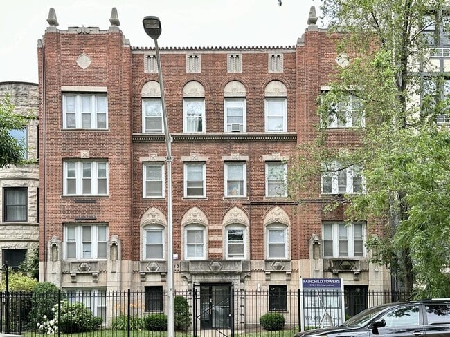 Building Photo - 5710 N Winthrop Ave Rental