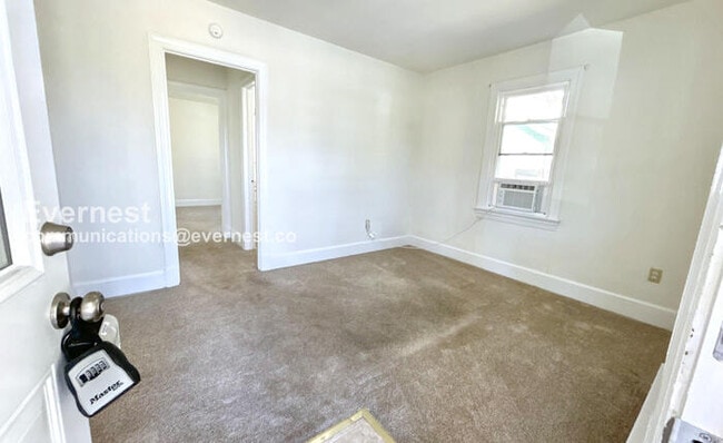 Photo - 5 Bancroft Ave