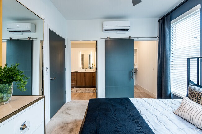1BR, 1BA