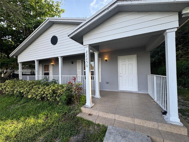Photo - 22250 Miami Ave