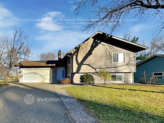 Building Photo - 7492 Dallas Ln N