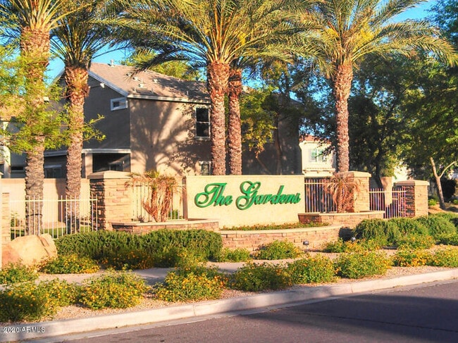 Photo - 4081 E Windsor Dr