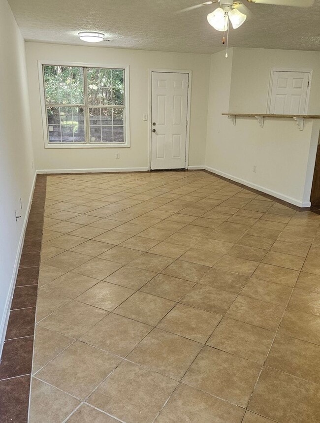 Photo - 3172 Creekwood Dr